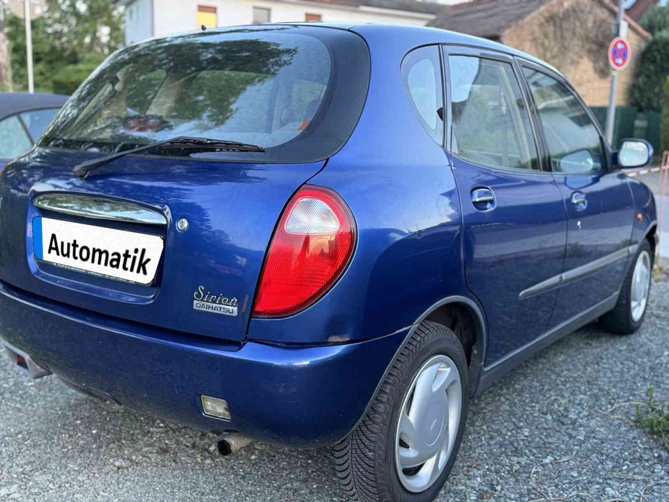 Daihatsu Sirion *AUTOMATIK*RENTNER*TÜV01.25*KLIMA*ZV*EFH*5TÜR in Oberursel (Taunus)