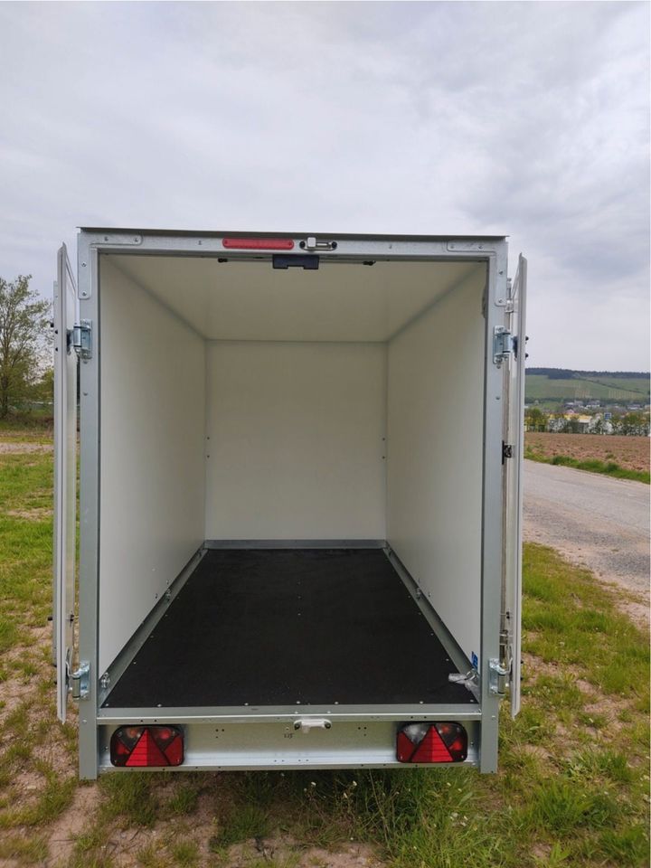 Brenderup Anhänger - Einachs-Koffer CD260UBD750 - 750 kg in Hammelburg
