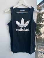 Adidas: Sporttop mit Logo München - Maxvorstadt Vorschau