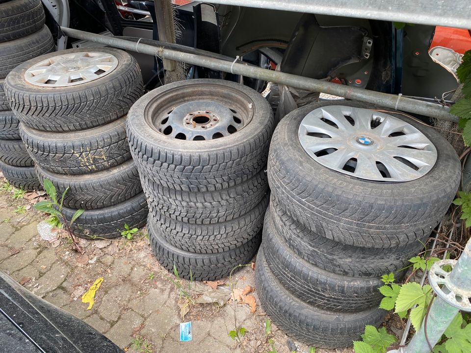 2xBMW und Toyota Stahlfelgen 205/55 R16 91H -205/60 R16 96H in Berlin