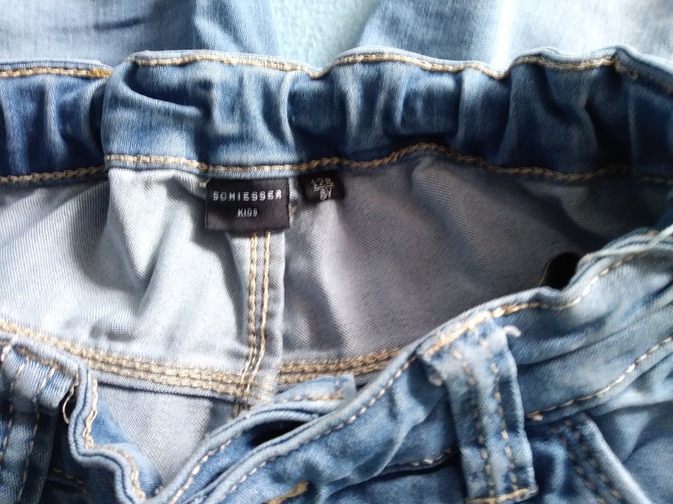 kurze Jeanshose von Schiesser, Größe 128 in Kirchheim