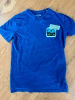 Strahlend blaues T-Shirt Guess Stuttgart - Rohracker Vorschau
