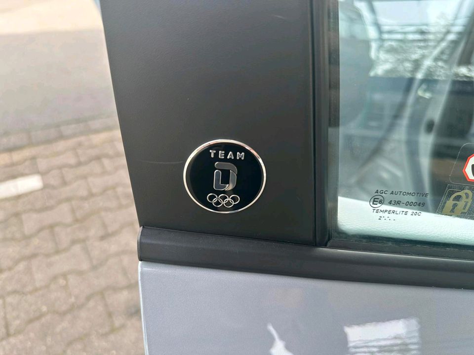 Toyota Corolla  2023  Haybrid Neu Tüv 2026 in Mülheim (Ruhr)