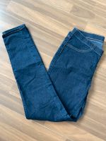 Neu ungetragen Damenjeans in dunkelblau Gr.36 Dresden - Blasewitz Vorschau