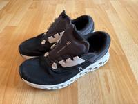 ON Laufschuhe „Cloudstratus“ Größe: EU45 in schwarz/weiß Niedersachsen - Ritterhude Vorschau