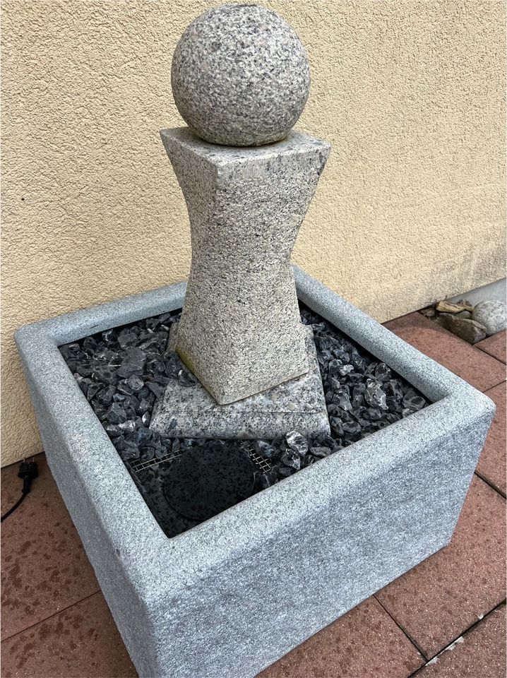 Granit Brunnen Garten in Öhningen