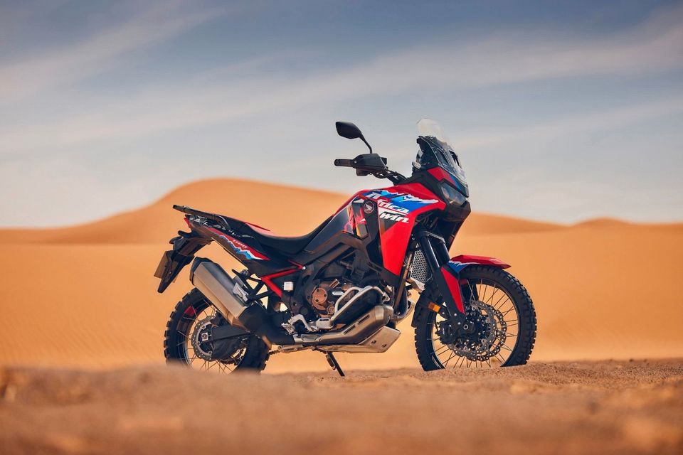 Honda CRF 1100 L AFRICA TWIN !!! E-FAHRWERK  !! 2024 ! in Bremen