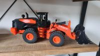 Hitachi ZW370 1:14 RC Modell Radlader 13 kg Nordrhein-Westfalen - Coesfeld Vorschau