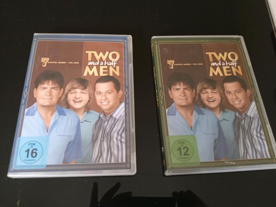 Two and a half men Staffel 1,2,3,4,5,6 und 7 in Neresheim