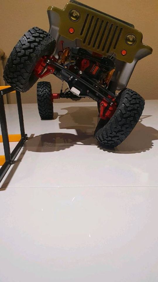 Rc Crawler 1/10 Willy Jeep 4WD SCX10II in Weinsberg