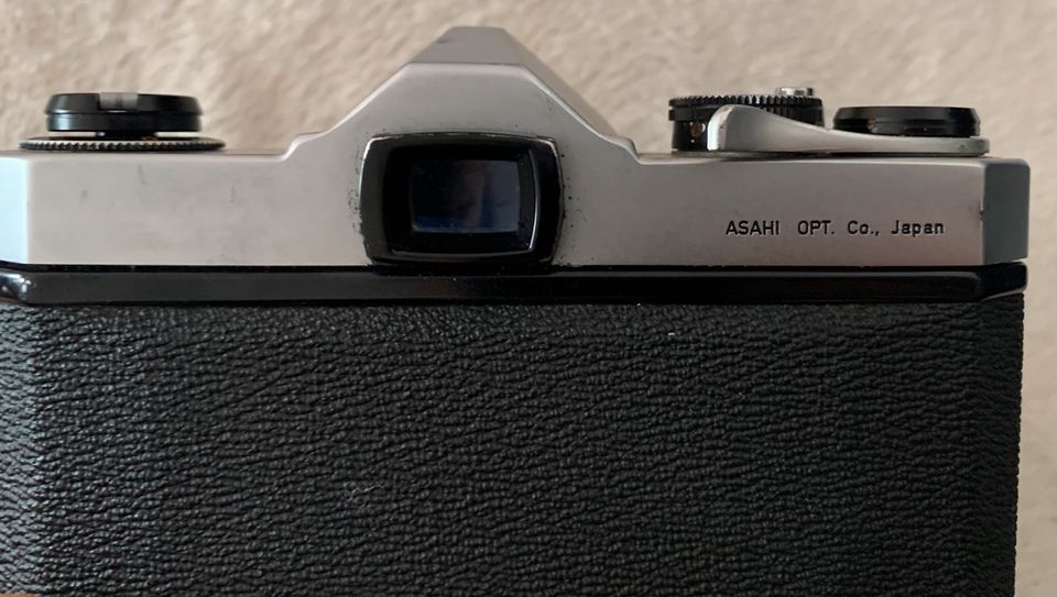 Asahi Pentax Spotmatic SP Kamera inkl. viele Zubehör in Ennepetal