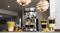 Cecotec Espressomaschine Cafelizzia 790 Steel für Espressos etc Niedersachsen - Papenburg Vorschau