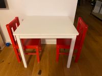 Kindertisch mit zwei Stühlen Nordrhein-Westfalen - Jüchen Vorschau