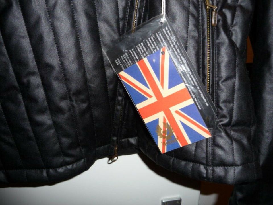 Belstaff Jacke Wachs Baumwolle Gr. 46 ( deutsch 40 ) nie getragen in Menden