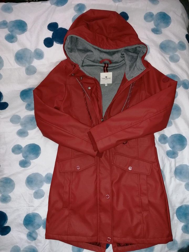 Gefütterte Regenjacke von Tom Tailor in Größe XS in Niedersachsen -  Oldenburg | eBay Kleinanzeigen ist jetzt Kleinanzeigen