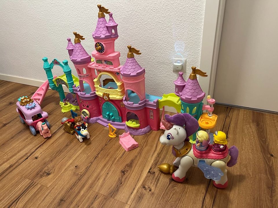 Vtech entdeckerbande schloss Einhorn Prinz Prinzessin Kutsche in Duisburg