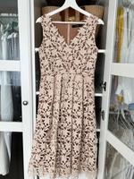 Festliches Kleid von Halllhuber in Beige Gr. 36 /S Baden-Württemberg - Freiberg am Neckar Vorschau