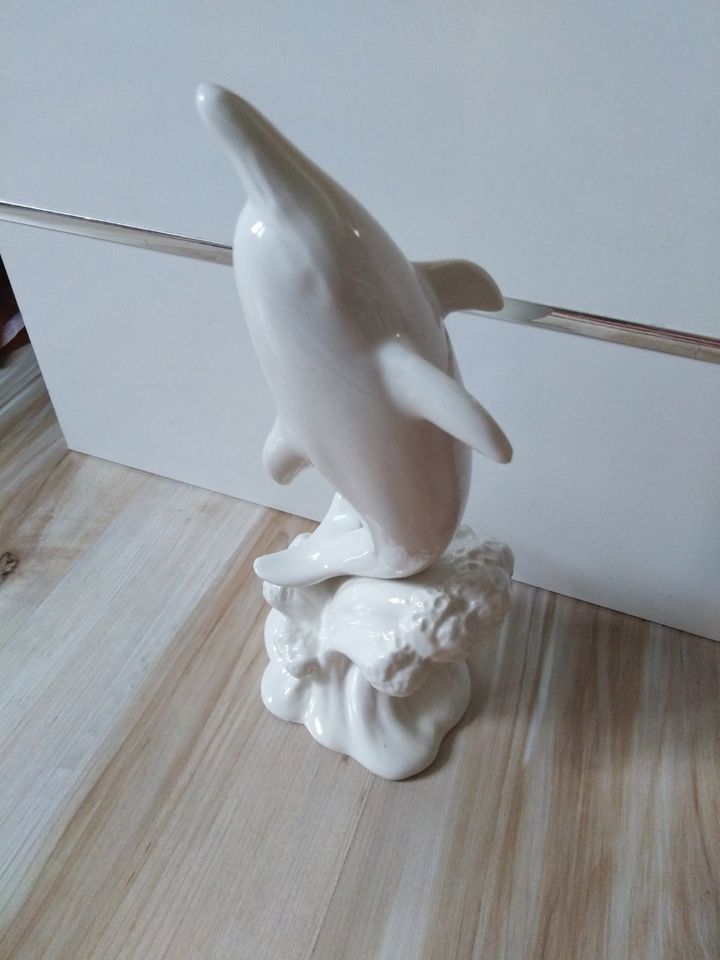 Delphin Porzellan Figur, 28 cm hoch in Fürth