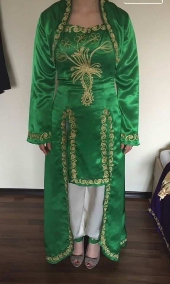 Henna Kleid, Kaftan in Bad Fallingbostel