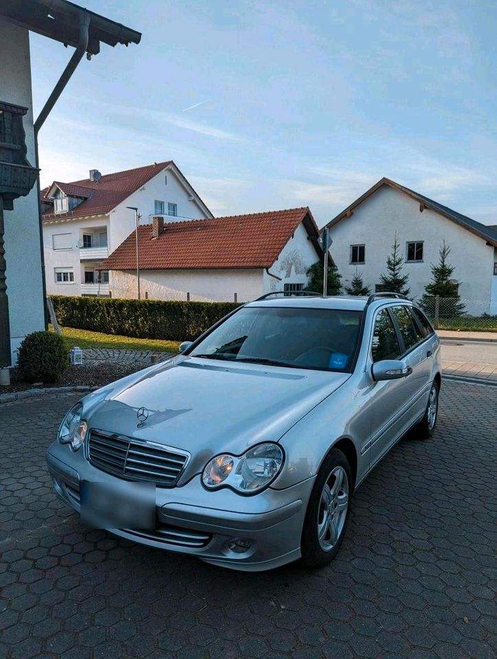 Mercedes Benz Daimler Chrysler W203 C180 Kompressor in Feldkirchen Niederbay