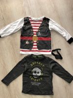 Shirt Pirat Totenkopf 2 Stück Gr. 104 Hessen - Lohfelden Vorschau