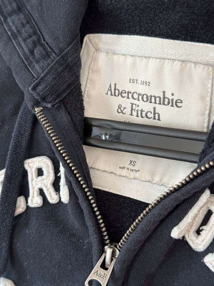 Abercrombie & Fitch Kapuzenpullover in Marl