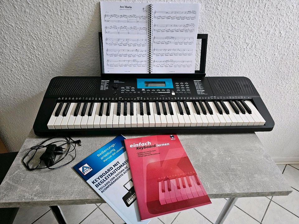 Keyboard ST-211 in Remscheid