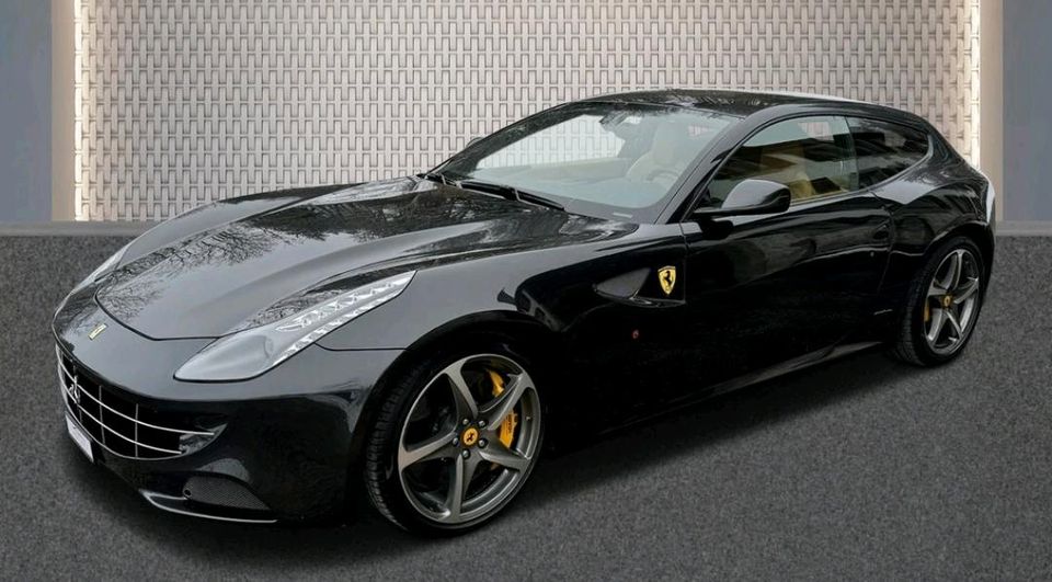 Ferrari FF suche in Ulm