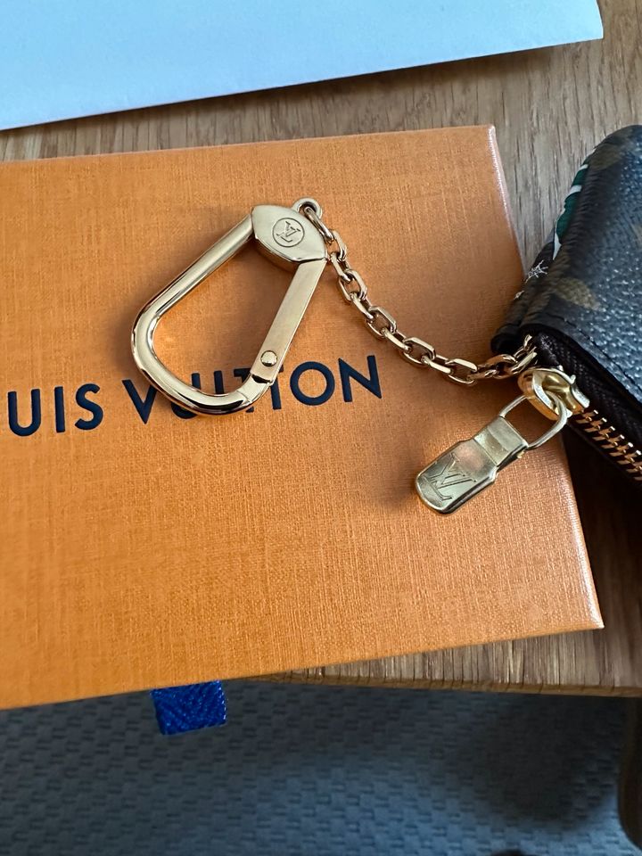 Louis Vuitton Schlüsseletui Vivienne 2023 Neu in Dortmund