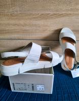 Sandalen, weiß, Größe 40, Tamaris Niedersachsen - Hemmingen Vorschau