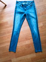 Graue Jeans mit schwaren Glitzerstreifen von Opus Nordrhein-Westfalen - Neuss Vorschau