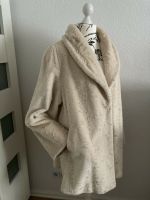 UHLE weite Webelzjacke Mantel Kunstpelz ‼️Farbe Beige Gr. 42 Berlin - Wilmersdorf Vorschau