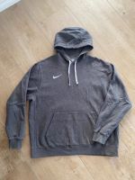 Grauer Nike Herren Pullover Gr. XL Müritz - Landkreis - Penzlin Vorschau