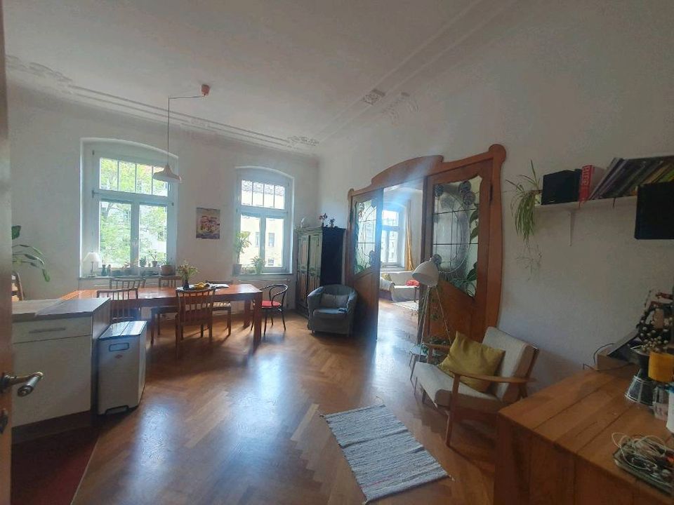 Helle 3-Zimmer-Altbauwohnung m. Balkon + Garten zur Zwischenmiete in Halle