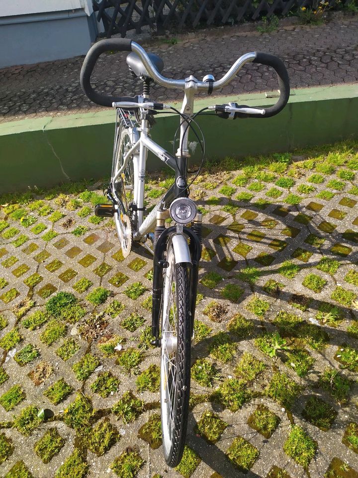 Fahrrad 50er Rahmen in Leichlingen