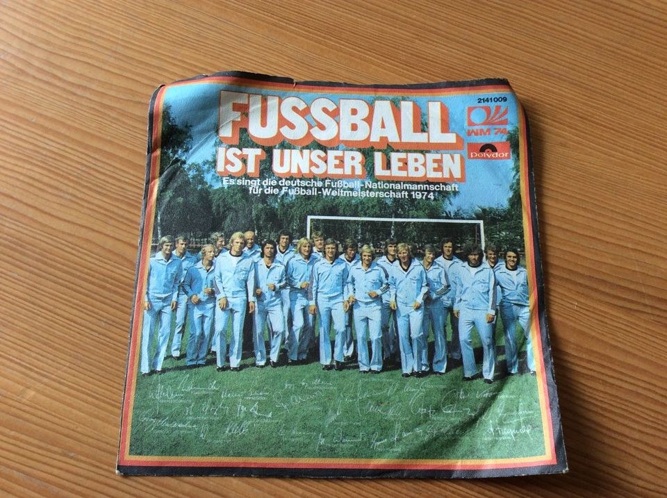 Schallplatte LP Single Fußball ist unser Leben WM 74 in Mommenheim