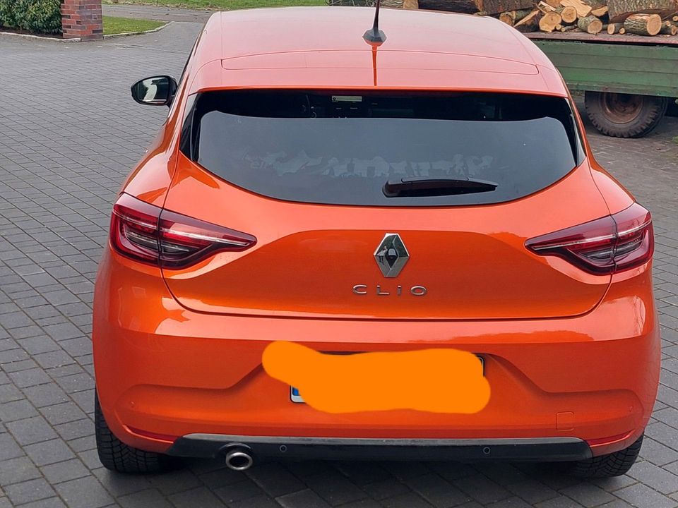 Renault Clio TCe 130 EDC GPF Edition One Edition One in Blomberg
