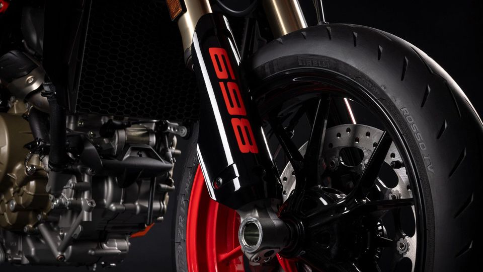 Ducati Hypermotard 698 Mono * sofort lieferbar in Roetgen
