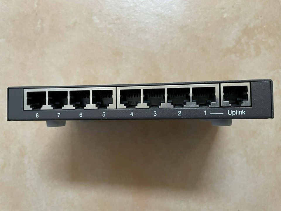 LinkPro Soho FastEthernet Switch 8- Port Hub inkl. Kabel in Nassenfels