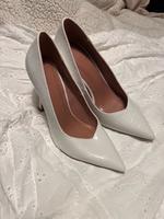 Asos Absatzschuhe Pumps Crocomuster weiß 37 Hessen - Wildeck Vorschau