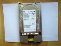 Festplatte HP 146,8 GB  3,5" BD14685A26 10K Ultra320 SCSI 80 Pin Hessen - Oberursel (Taunus) Vorschau