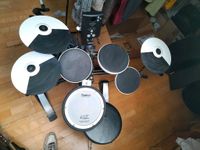 Roland TD-1KV mit Meshhead Snare Pad PDX-8 mit Zubehör Rheinland-Pfalz - Macken Vorschau