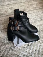 Stiefeletten mit Absatz 37 Schwarz Cut Outs Schnalle Ankle Boots Hamburg-Mitte - Hamburg Billstedt   Vorschau