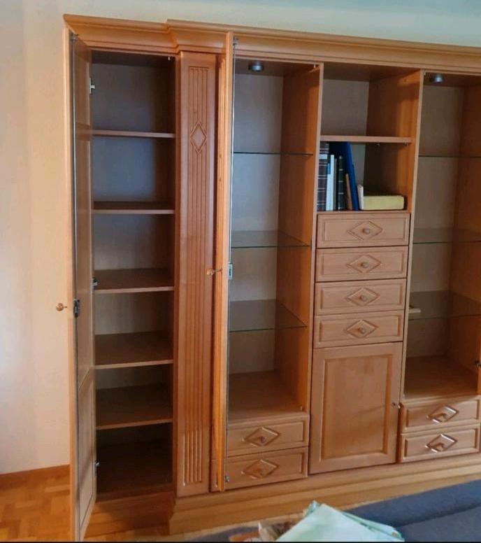 Bröcker Porto Birke Teilmassiv Wohnwand Vitrine Sideboard in Bingen