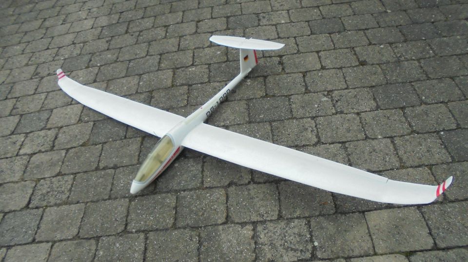 Flugmodell DG1000 von HYPE , 215 cm Spw. ca. 0,8kg Gew. 98 cm in Perlesreut