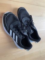 Hallenschuhe von Adidas in Größe 37,5 Hessen - Riedstadt Vorschau