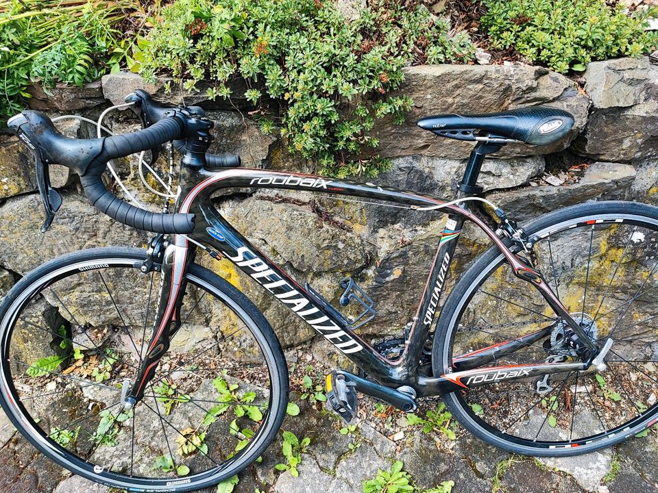 Rennrad Specialized Roubaix Carbon klein RH 50 in Medebach