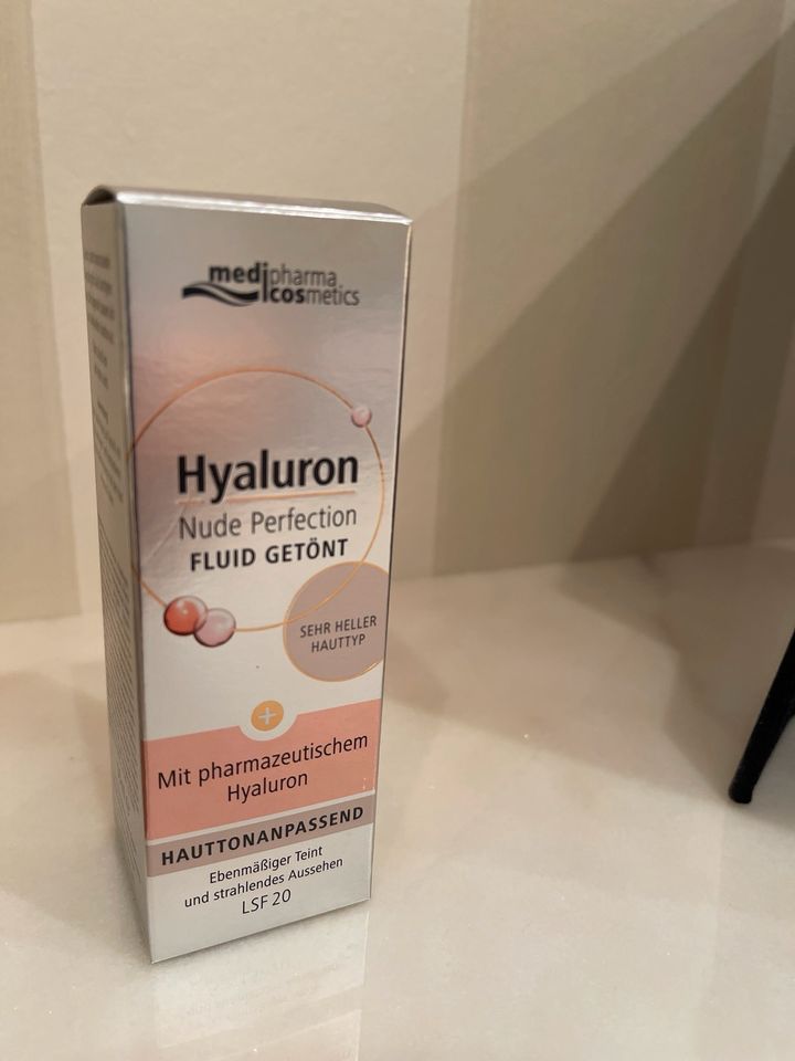 Medipharma cosmetics Hyaluron nude Perfection Fluid getönt in Fuldabrück