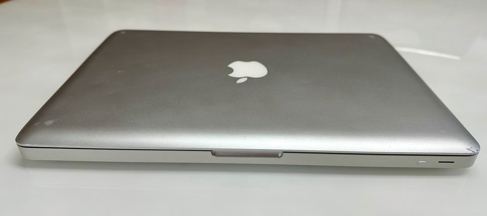 MacBook Pro 13“ | 2,5GHz | 1,13 TB | 16GB RAM | MS Office in Zwickau