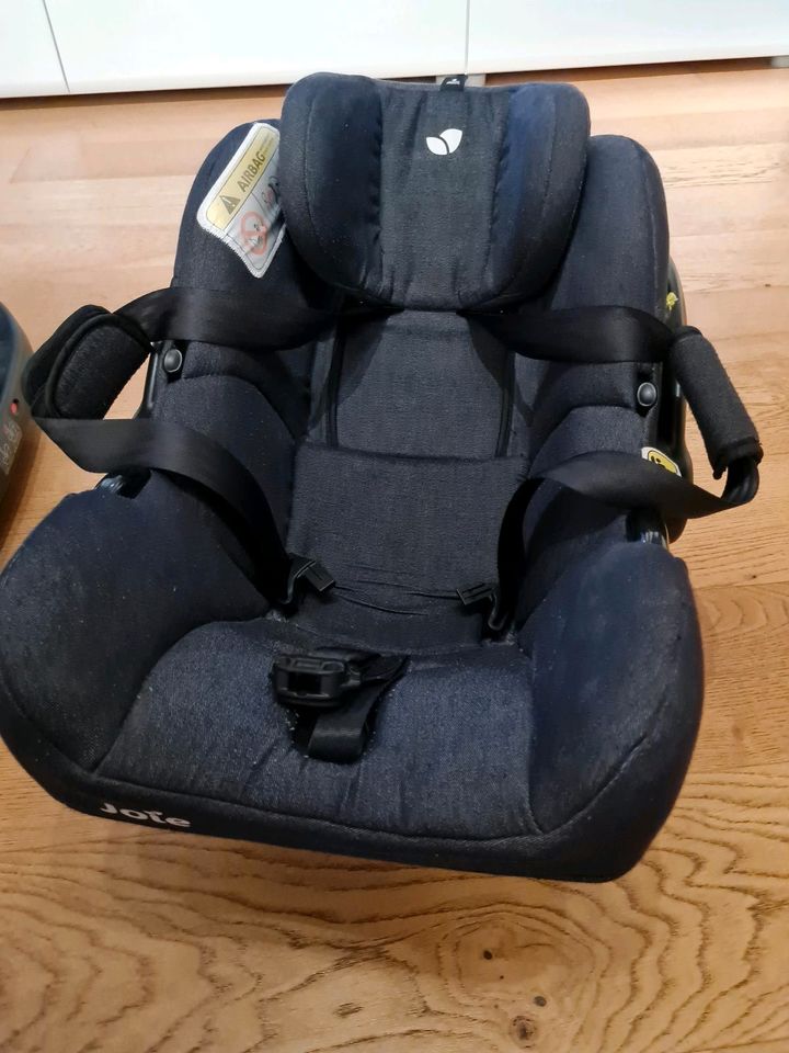 Babyschale von Joie mit Isofix-Base in Hörselberg-Hainich